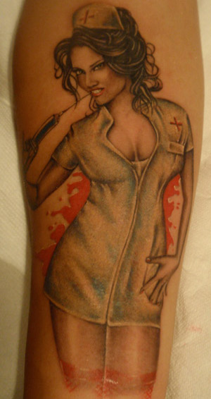 Tatuaggio infermiera